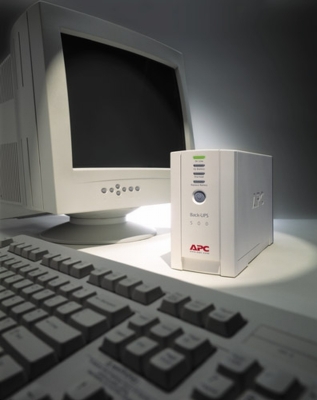 UPS APC Back-UPS CS 500 VA - BK500EI gallery image 3